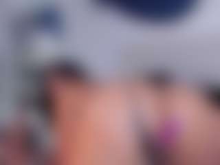 Live cam show with Claire Miller - Public Big Tits on boobsie.com