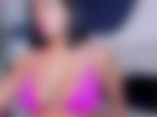 Live cam show with Claire Miller - Public on hrnylive.com
