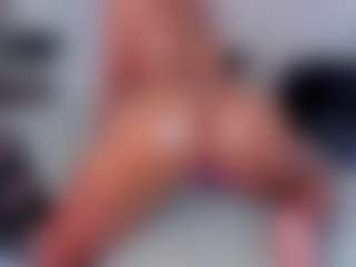 Claire Miller's Live Sex Cam Show