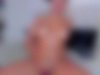 Claire Miller's Live Sex Cam Show