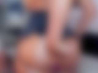 Claire Miller's Live Sex Cam Show