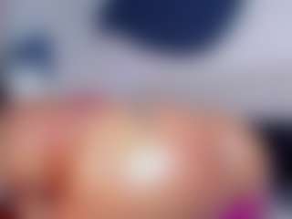 Claire Miller's Live Sex Cam Show