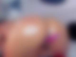 Claire Miller's Live Sex Cam Show