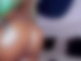 Claire Miller's Live Sex Cam Show