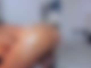 Live cam show with Claire Miller - Striptease on WildCum