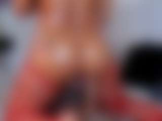 Claire Miller's Live Sex Cam Show