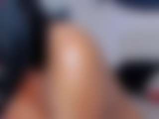 Live cam show with Claire Miller - BBW on Dolls Live