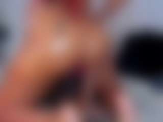 Claire Miller's Live Sex Cam Show