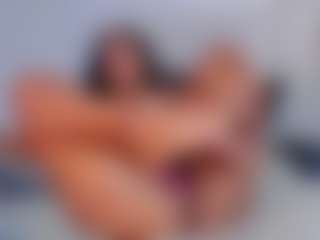 Live cam show with Claire Miller - Interactivetoy on camwithhim.com