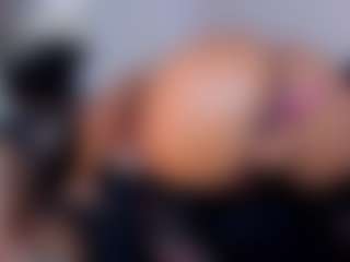 Claire Miller's Live Sex Cam Show