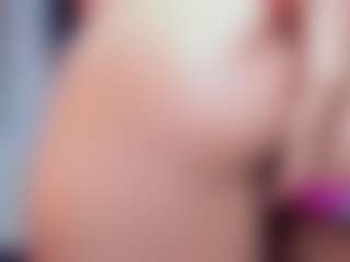 Claire Miller's Live Sex Cam Show