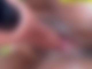 Live cam show with emielyn82 - Naughty on fapnchat