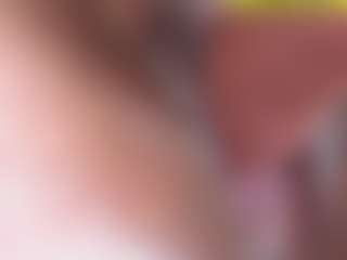 Live cam show with emielyn82 - Ride on googirlz
