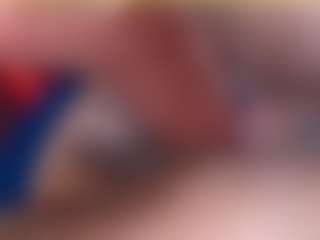 emielyn82's Live Sex Cam Show