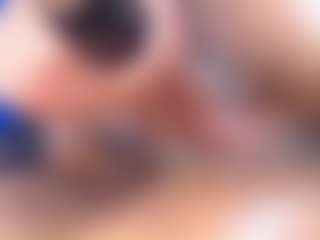 emielyn82's Live Sex Cam Show