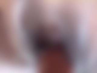 emielyn82's Live Sex Cam Show