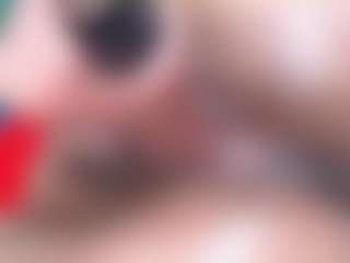 emielyn82's Live Sex Cam Show