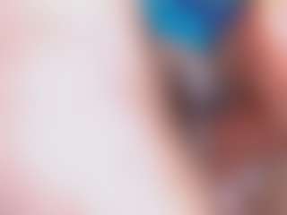 emielyn82's Live Sex Cam Show