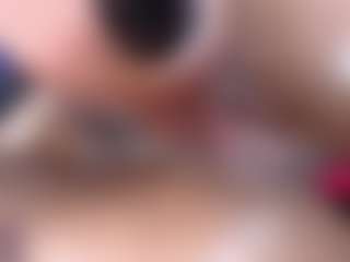 Live cam show with emielyn82 - Ride on Uber Horny