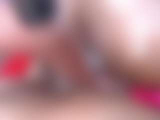 emielyn82's Live Sex Cam Show