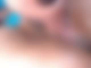 Live cam show with emielyn82 - Play on camwithhim.com