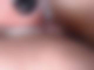 Live cam show with emielyn82 - Camel Toe on Hubzter Live
