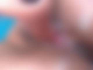 Live cam show with emielyn82 - BBW Mature on CamClone