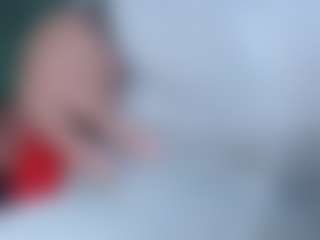 emielyn82's Live Sex Cam Show