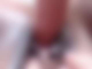 emielyn82's Live Sex Cam Show