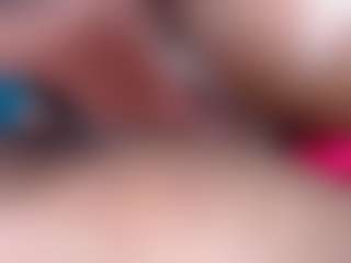 Live cam show with emielyn82 - Strip MILF on SpankPalCams
