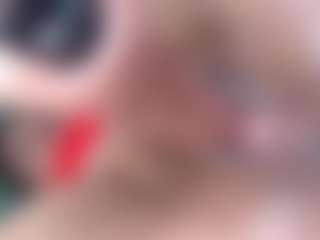 Live cam show with emielyn82 - Camel Toe on nudelive.tv