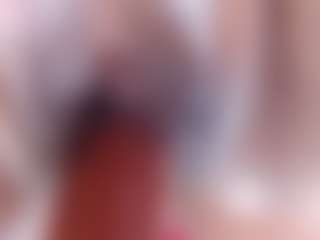 Live cam show with emielyn82 - Mature on pussylord.com