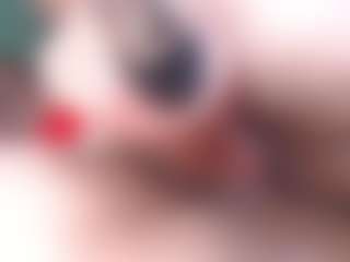 Live cam show with emielyn82 - Camel Toe on Lustler