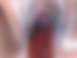 Live cam show with emielyn82 - Mature on SquirtSoMuch