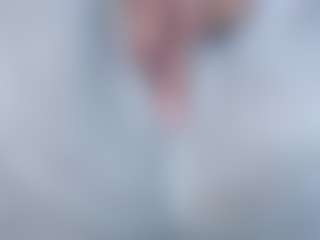 Live cam show with emielyn82 - Fuck Machine on CamSodaAdn