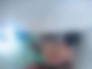 emielyn82's Live Sex Cam Show
