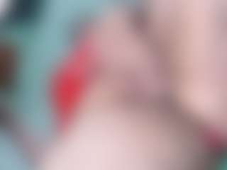 emielyn82's Live Sex Cam Show