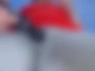 emielyn82's Live Sex Cam Show