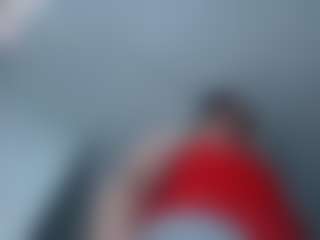 Live cam show with emielyn82 - Ride on milfzrlive.com