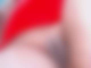 Live cam show with emielyn82 - Dom on UwU Esports