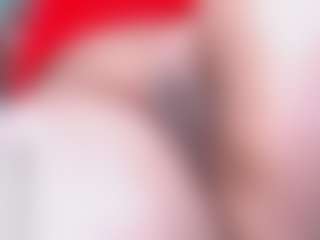 Live cam show with emielyn82 - Dom on EXY