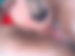 emielyn82's Live Sex Cam Show