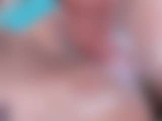 Live cam show with emielyn82 - Creamy on CamClone