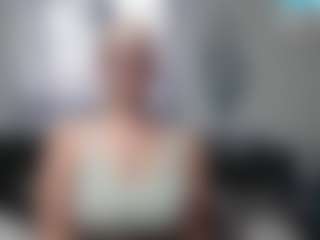 jadeluv's Live Sex Cam Show