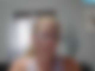 jadeluv's Live Sex Cam Show