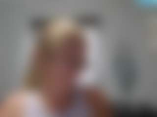 jadeluv's Live Sex Cam Show