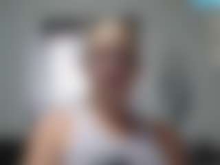 jadeluv's Live Sex Cam Show