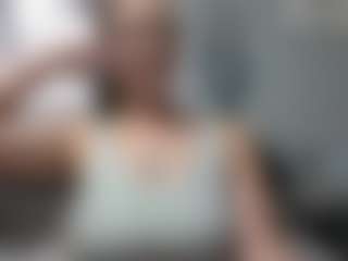 jadeluv's Live Sex Cam Show