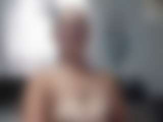 jadeluv's Live Sex Cam Show