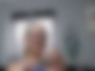 jadeluv's Live Sex Cam Show